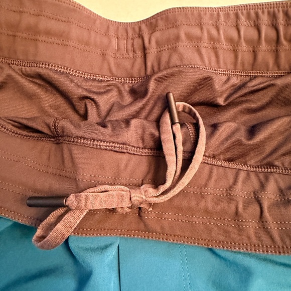 Lululemon Men’s Size XL Oasis Blue THE Lined Shorts Drawstring Workout Running - Picture 2 of 9